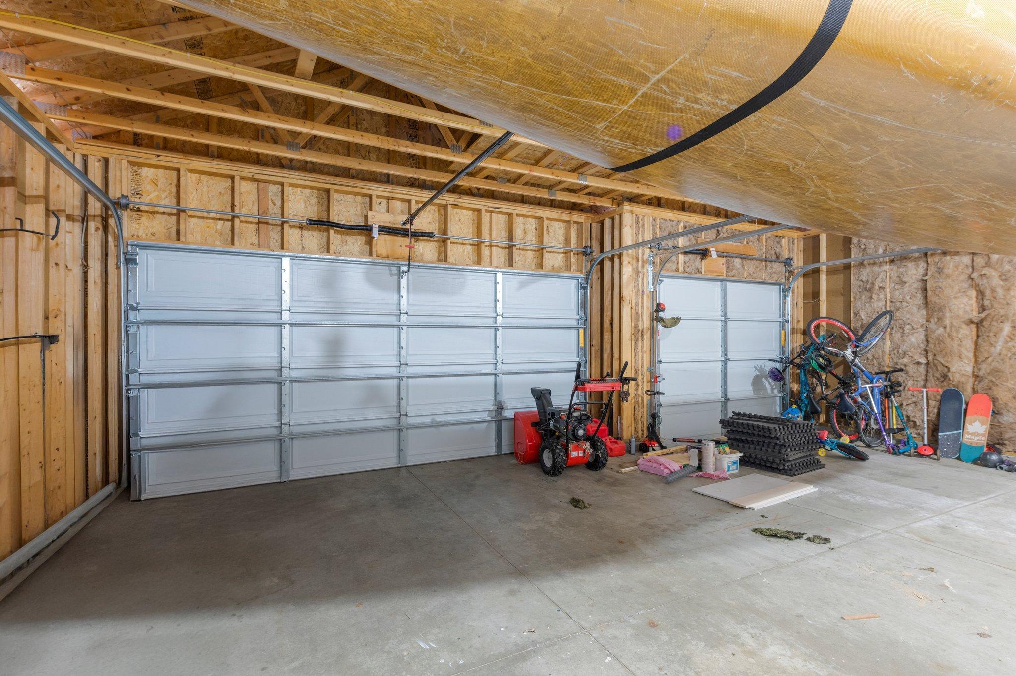 3 Car Garage