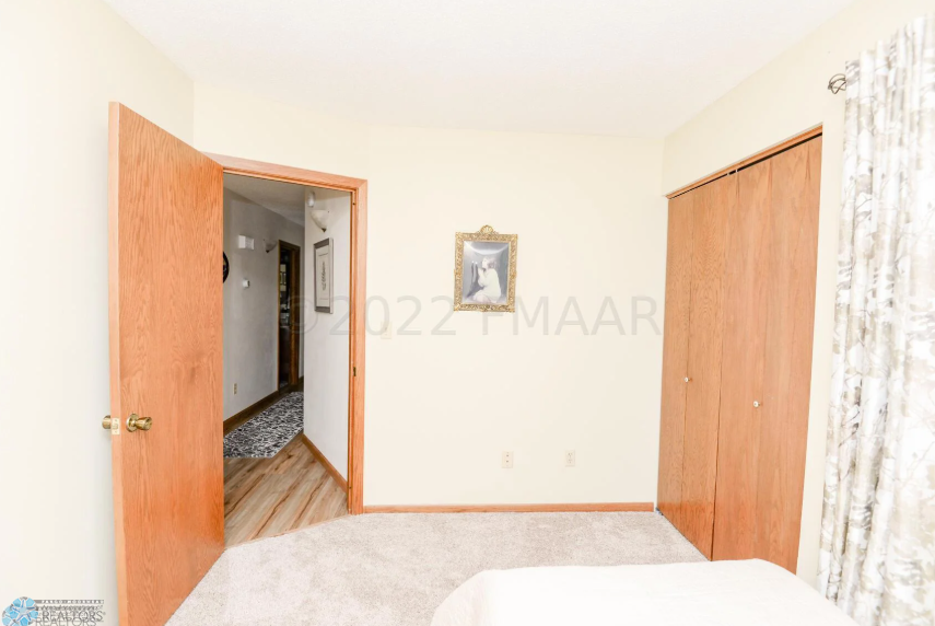 28 Fremont Dr S Fargo