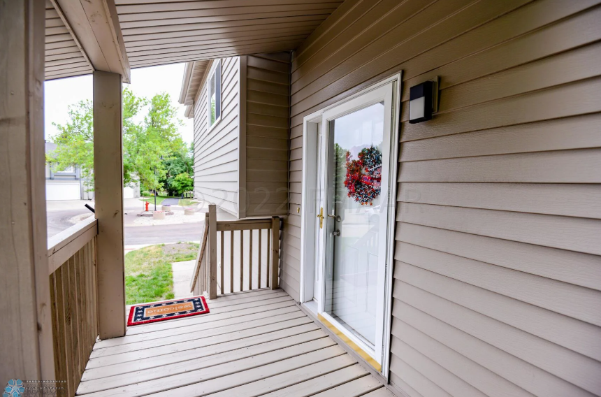 28 Fremont Dr S Fargo
