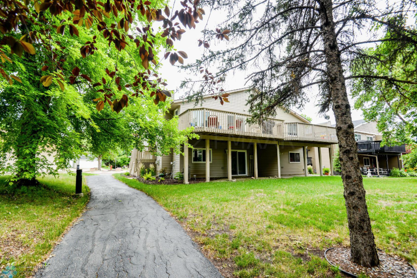 28 Fremont Dr S Fargo