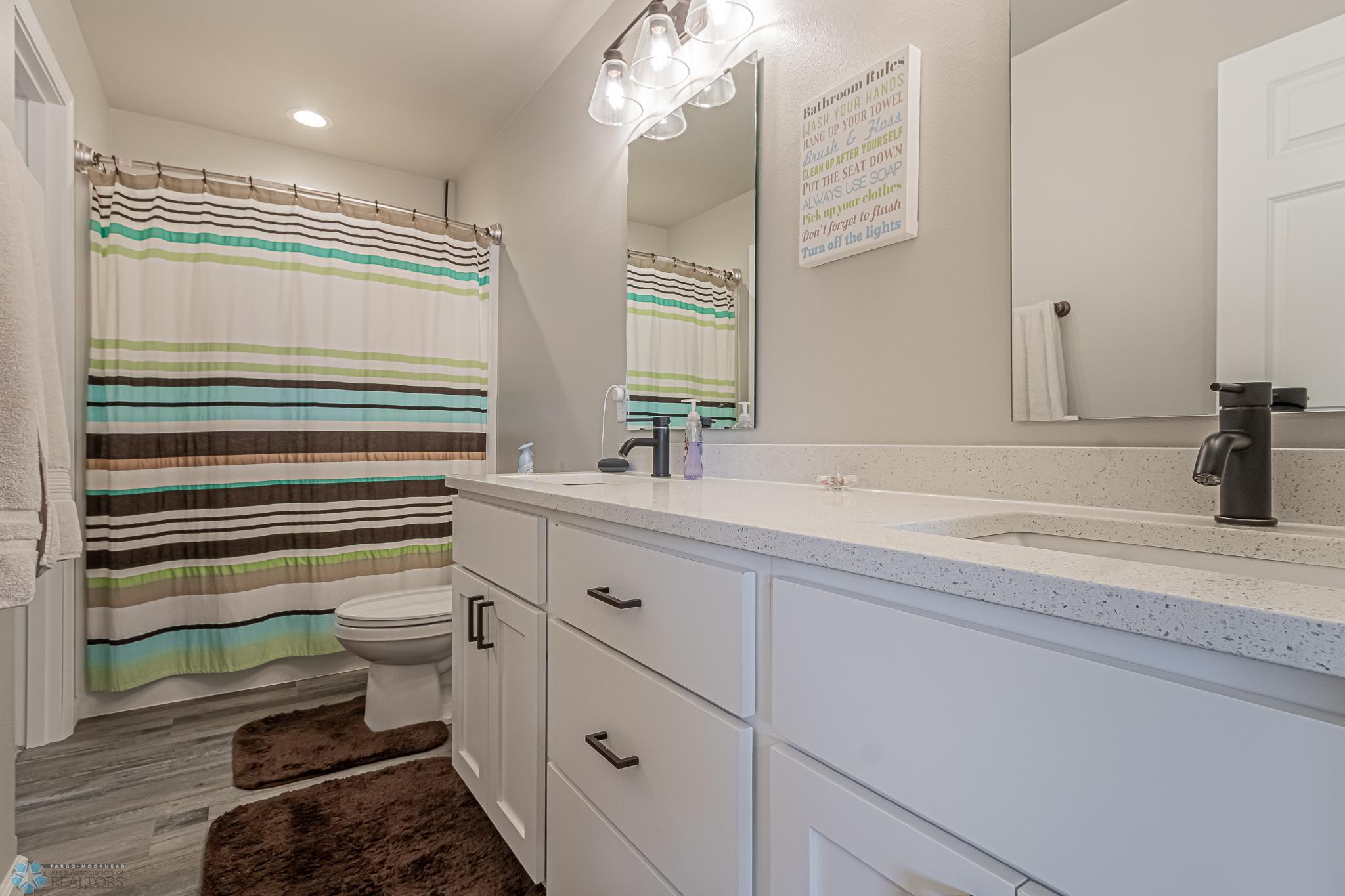 7277 27th street South Fargo ND 58104-20.jpg