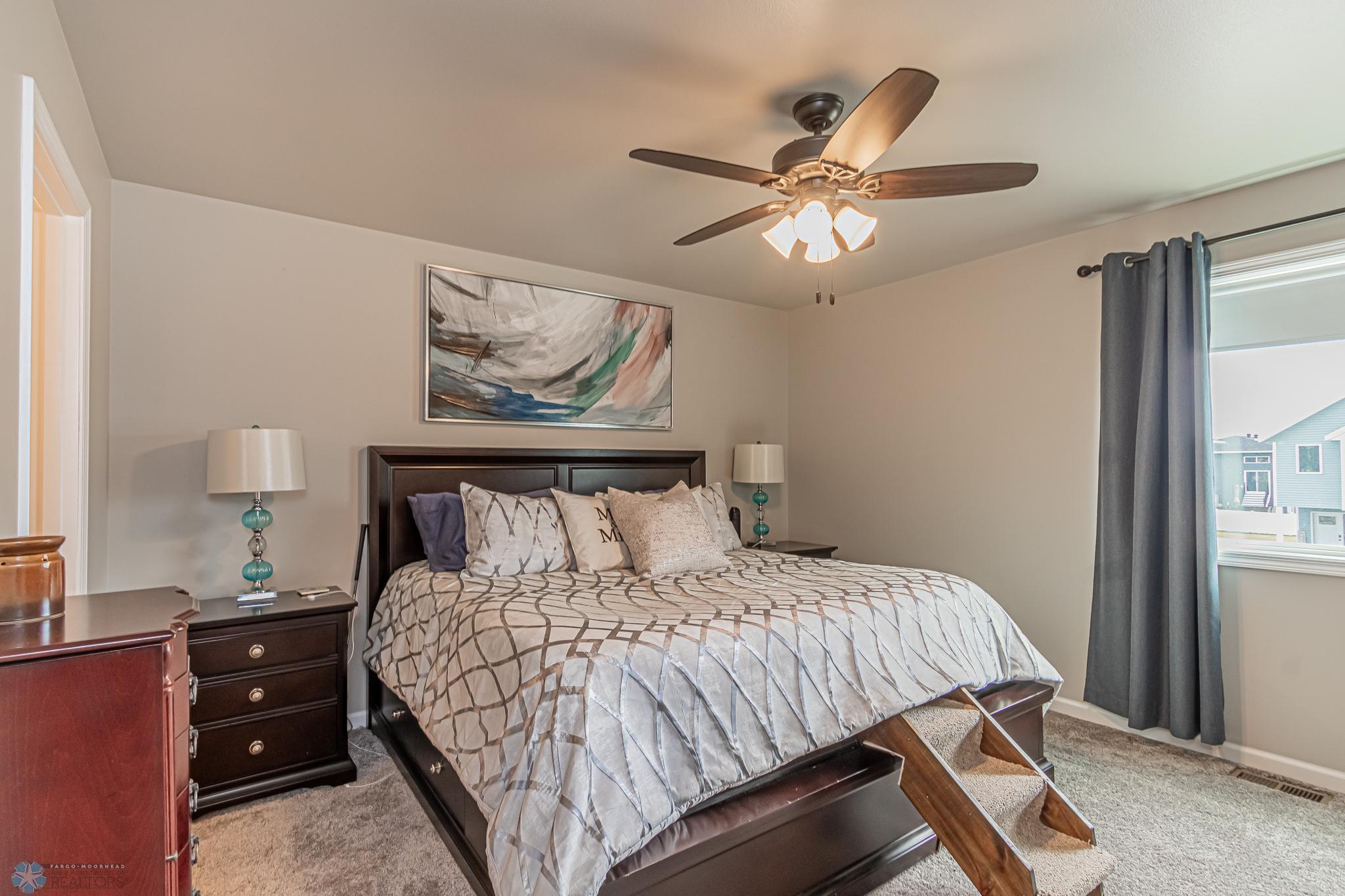 7277 27th street South Fargo ND 58104-17.jpg