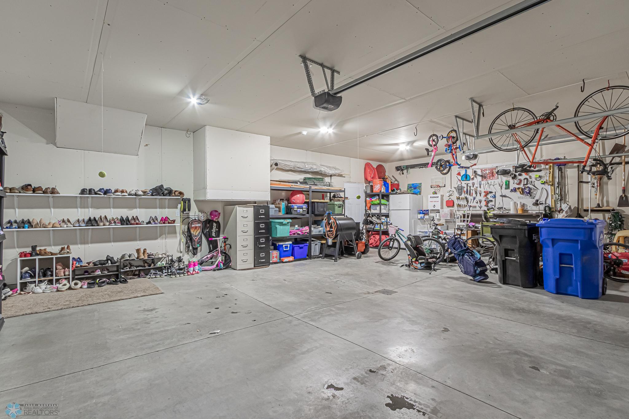 7277 27th street South Fargo ND 58104-30.jpg