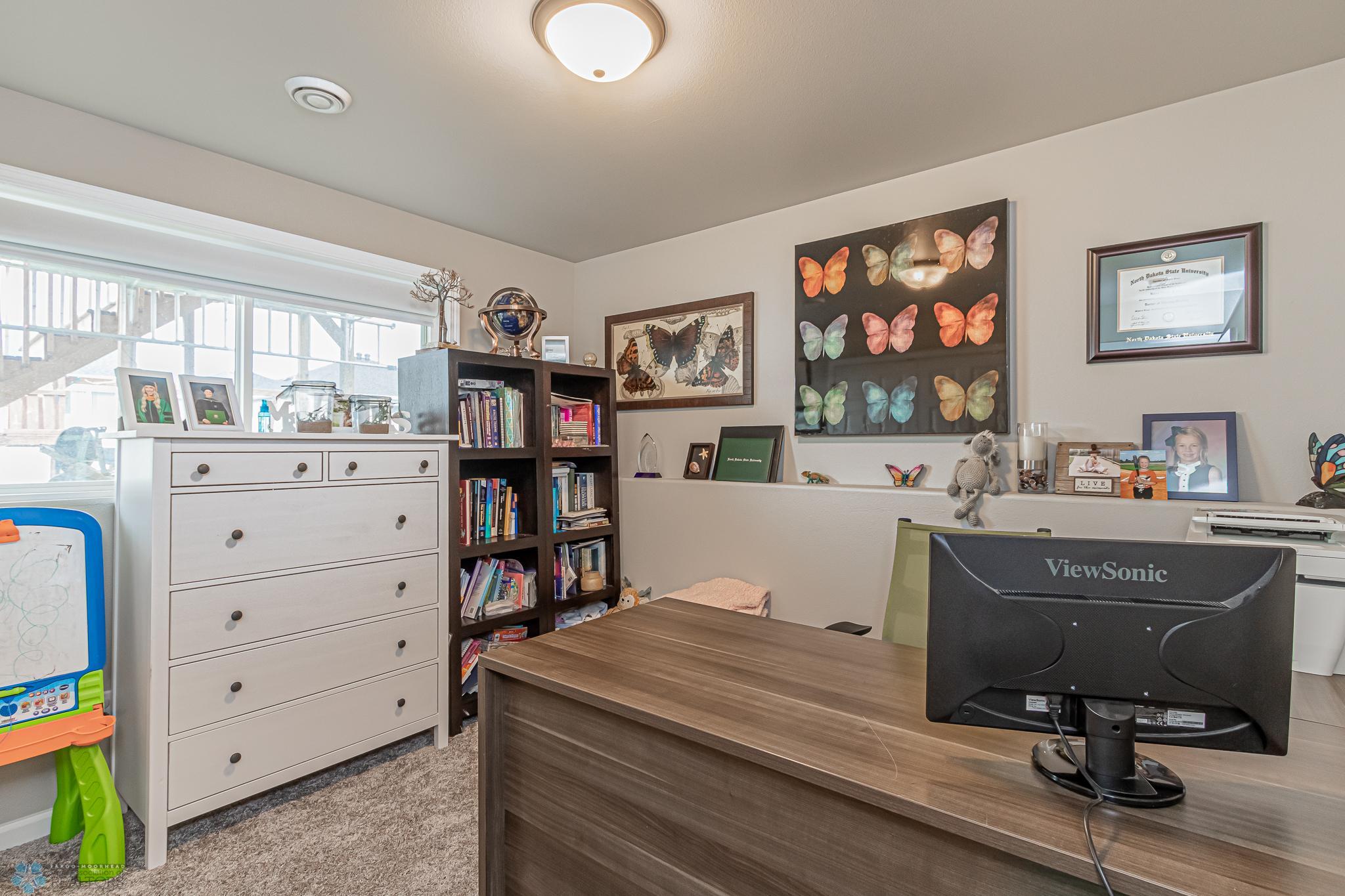 7277 27th street South Fargo ND 58104-26.jpg