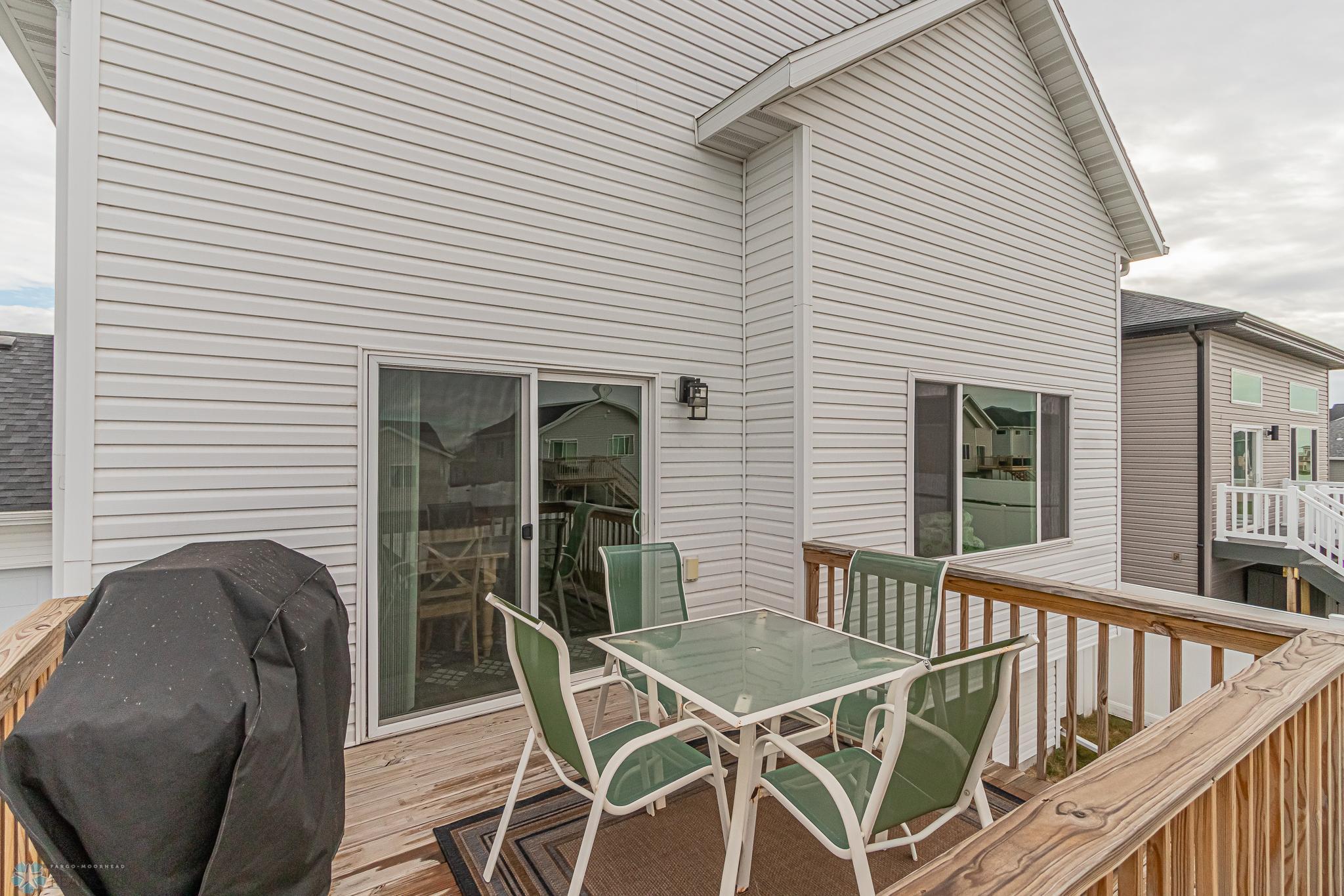7277 27th street South Fargo ND 58104-35.jpg