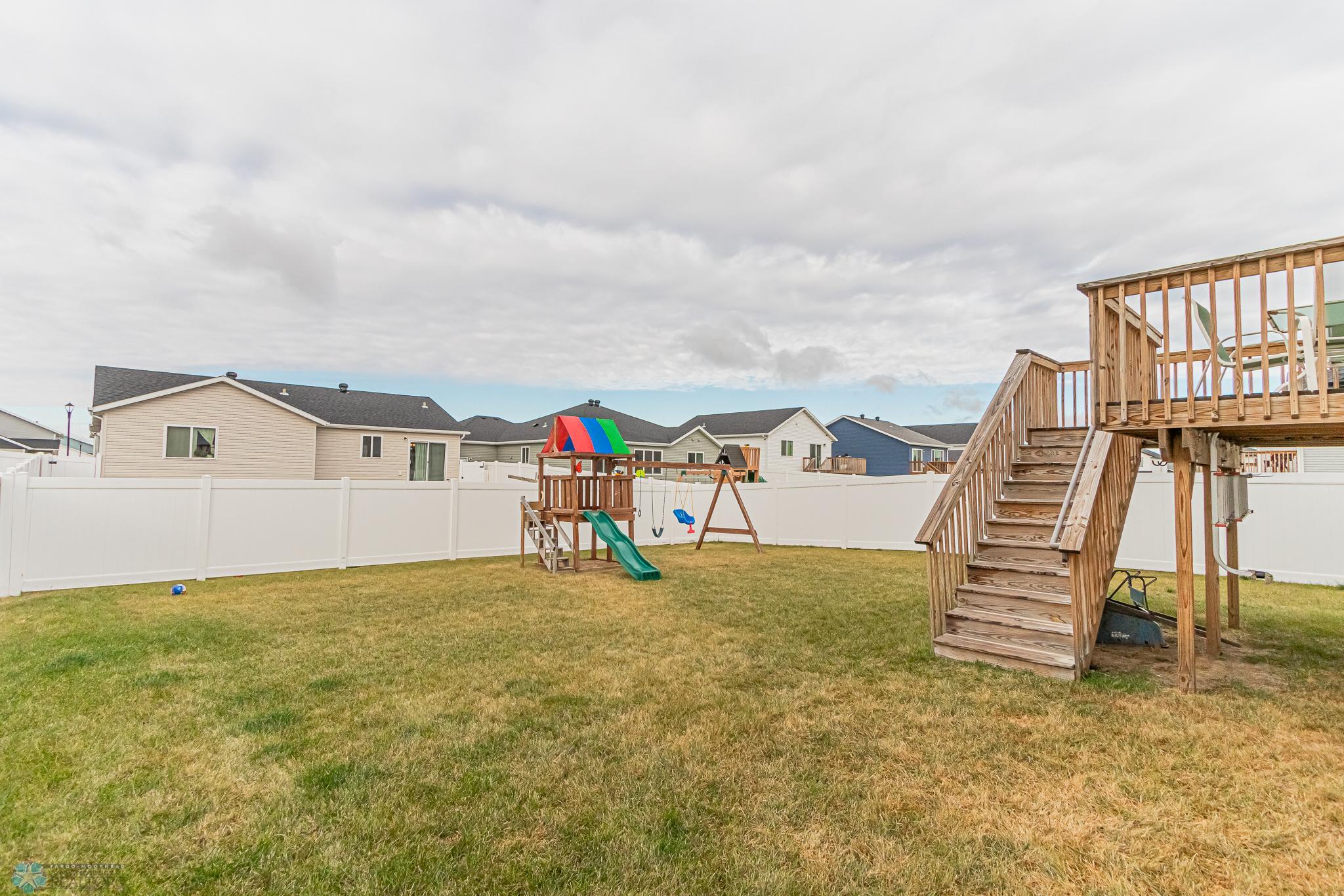 7277 27th street South Fargo ND 58104-34.jpg
