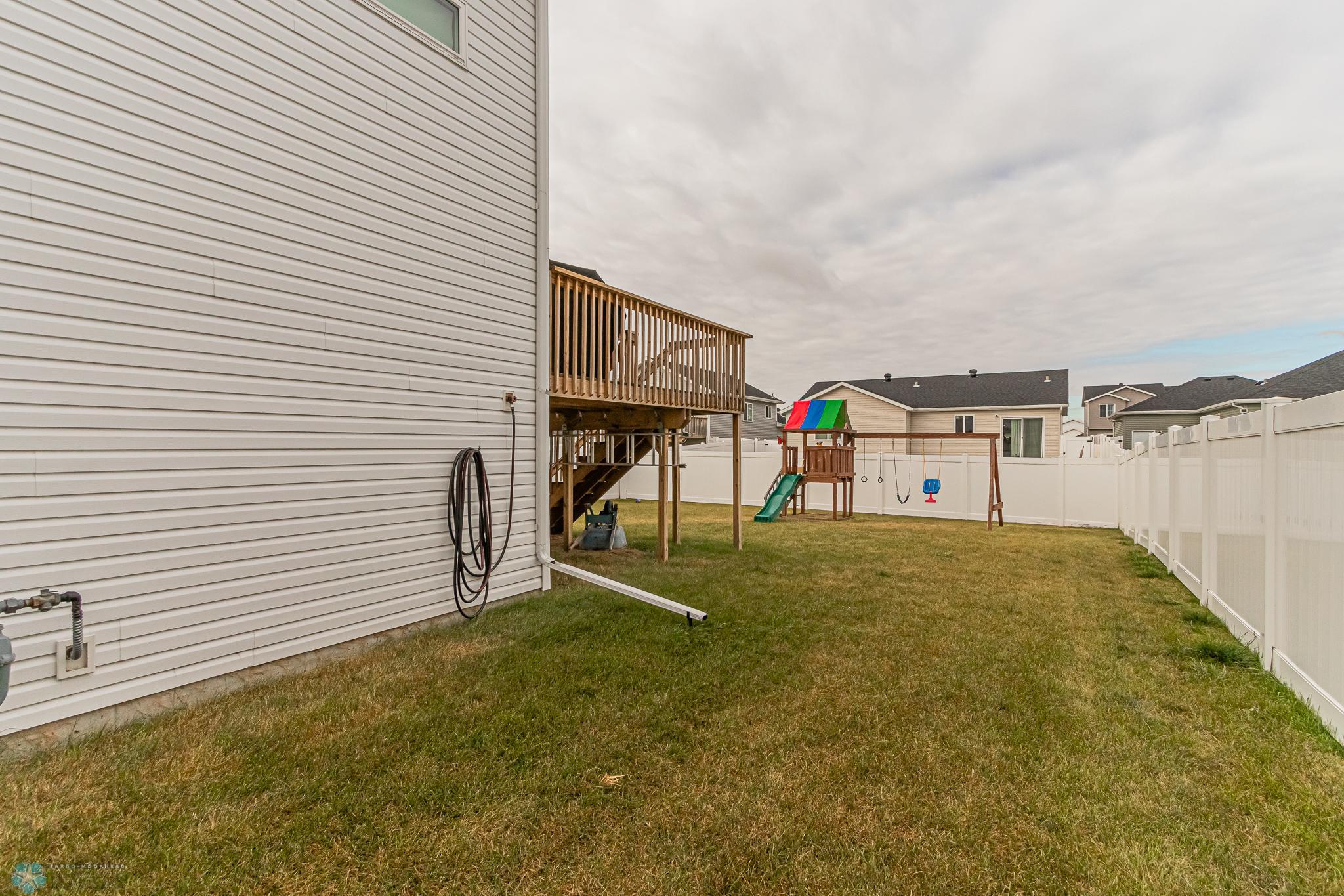 7277 27th street South Fargo ND 58104-31.jpg