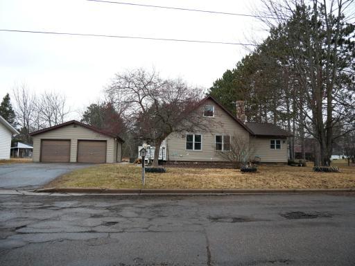 718 E 9th Street S, Ladysmith, WI 54848