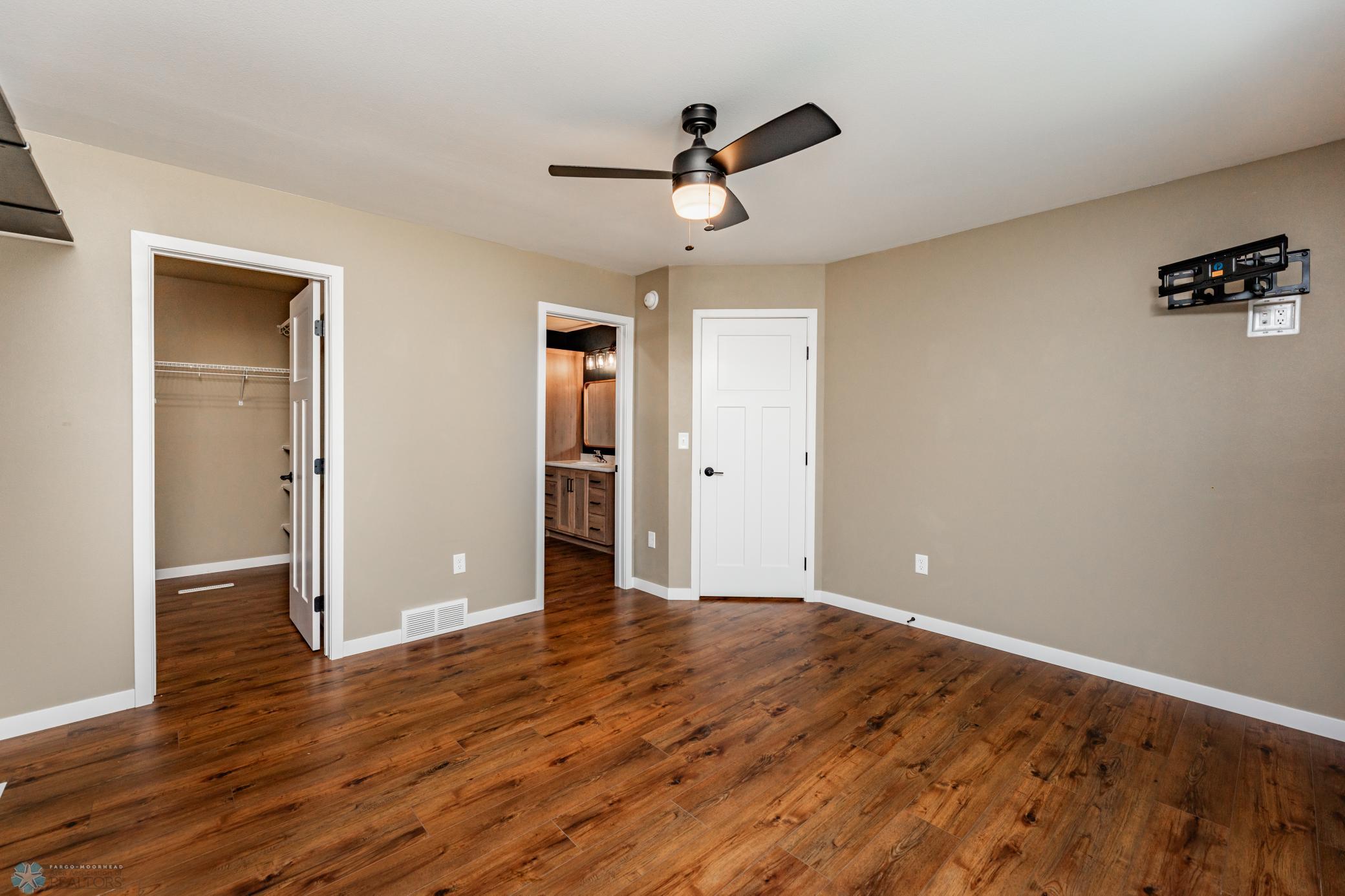 481351(4of43).jpg