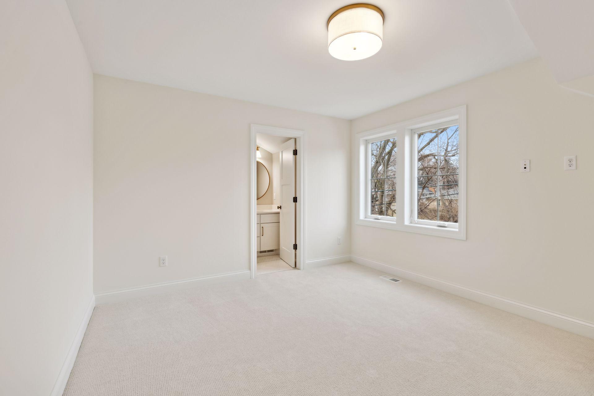 Bedroom 4 with ensuite