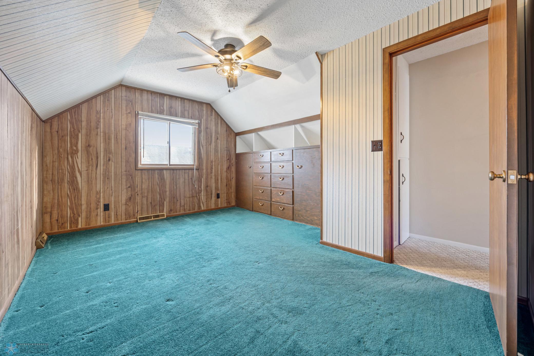 Upstairs bedroom 4