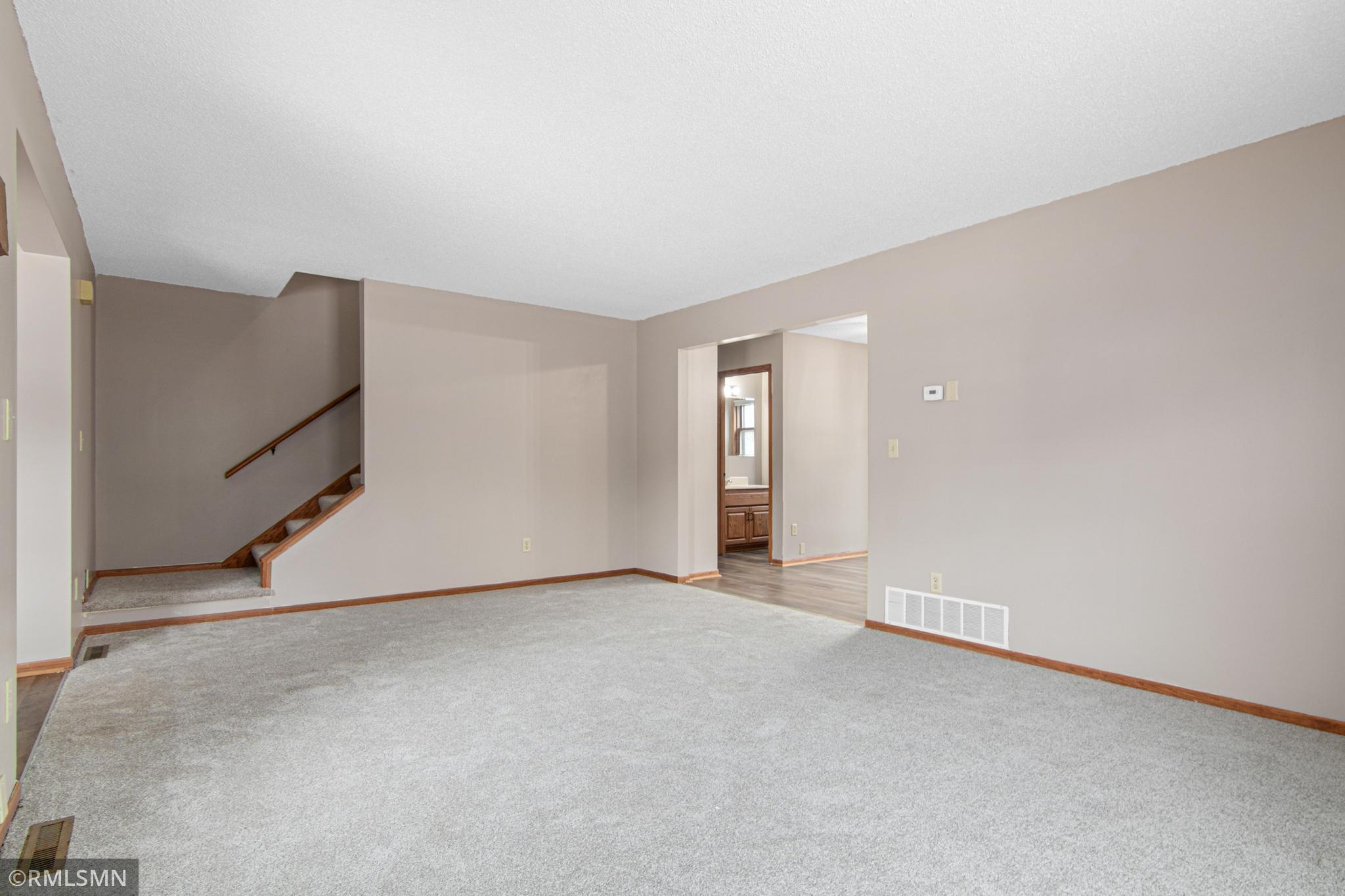 531 Hunter Hill Road-11.jpg