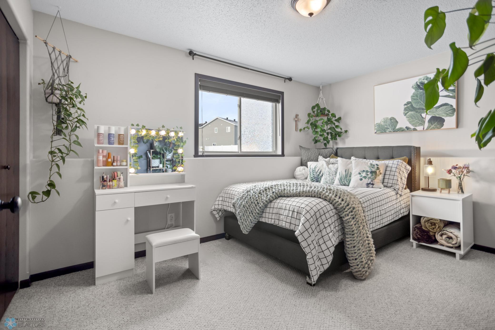 Lower Level Bedroom 1