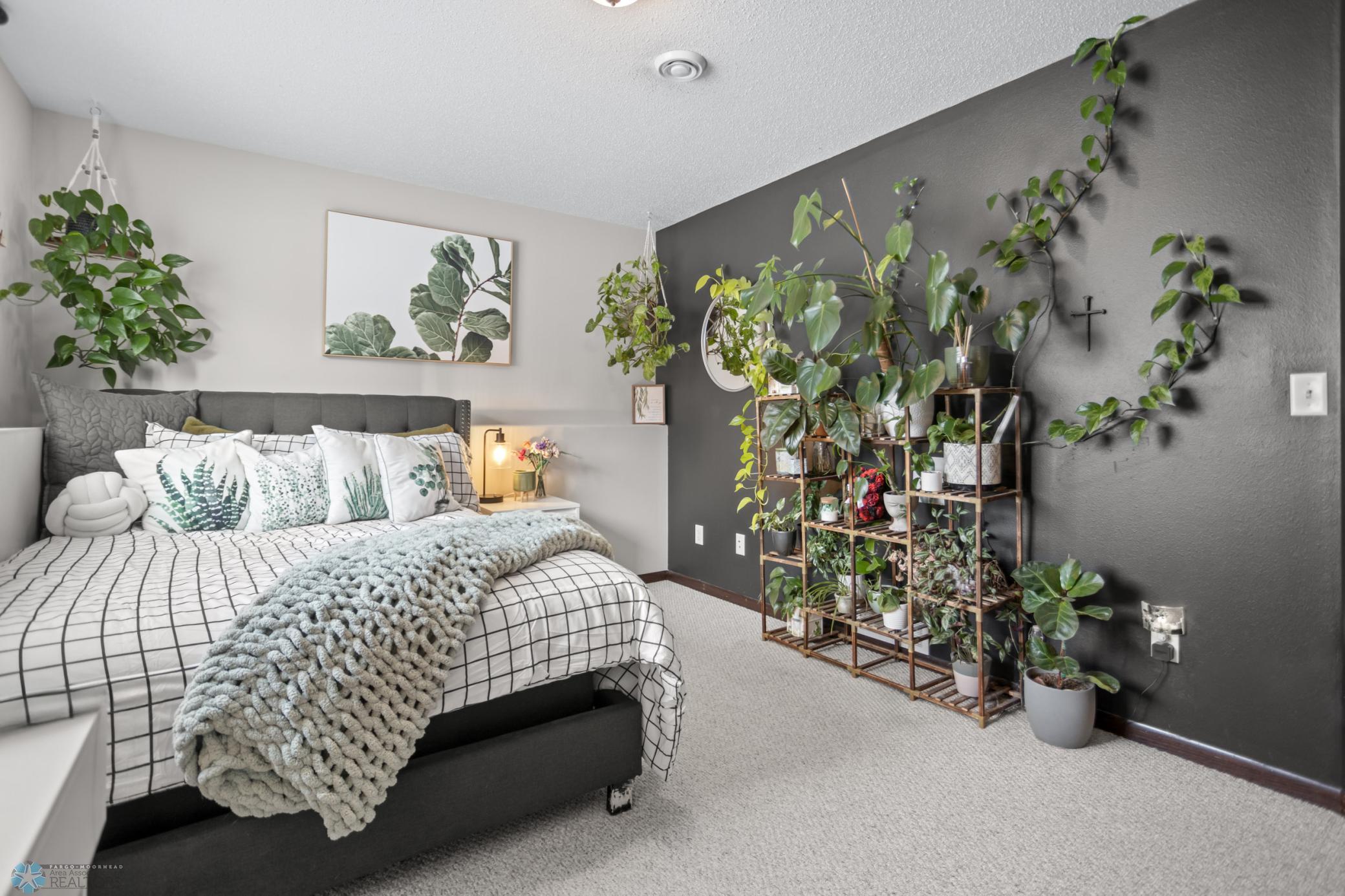 Lower Level Bedroom 1