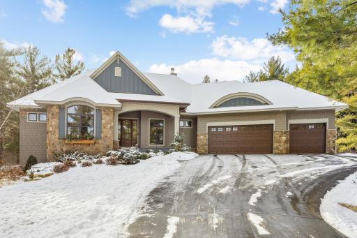 14 Hillary Farm Lane, Saint Paul, MN 55110