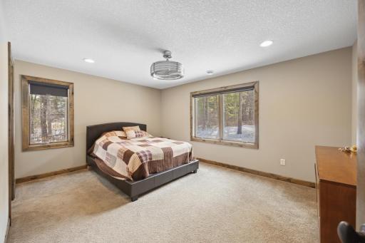 14 Hillary Farm Lane, Saint Paul, MN 55110