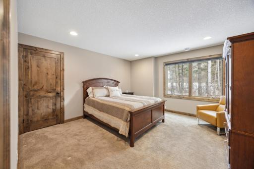 14 Hillary Farm Lane, Saint Paul, MN 55110