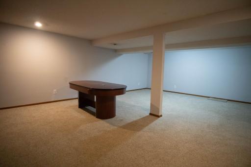 7486 Jeffery Lane S, Cottage Grove, MN 55016