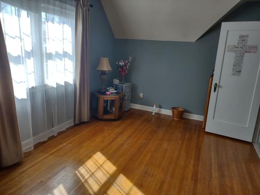 619 N Broadway, Fergus Falls, MN 56537
