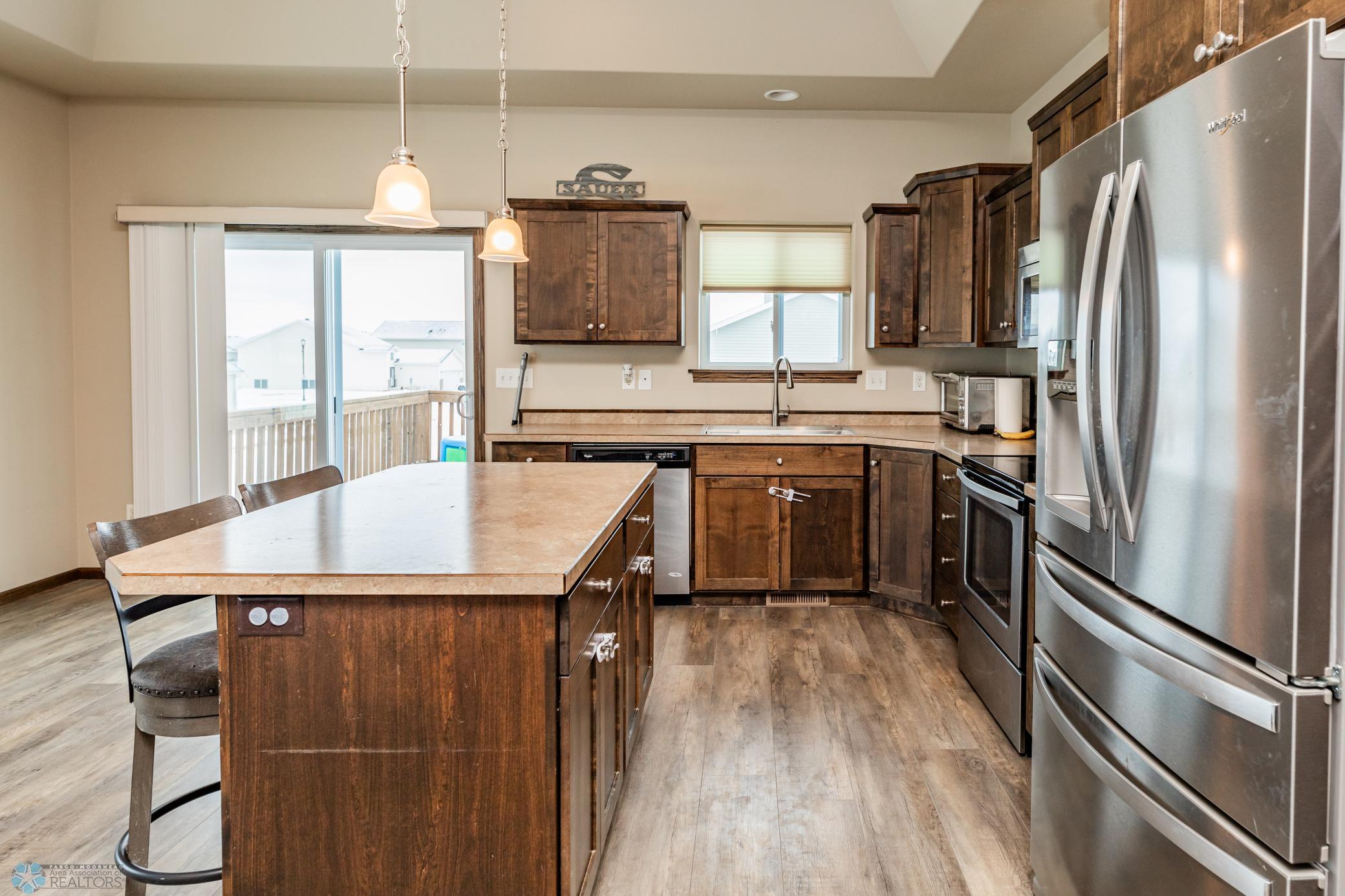 Kitchen2.jpg