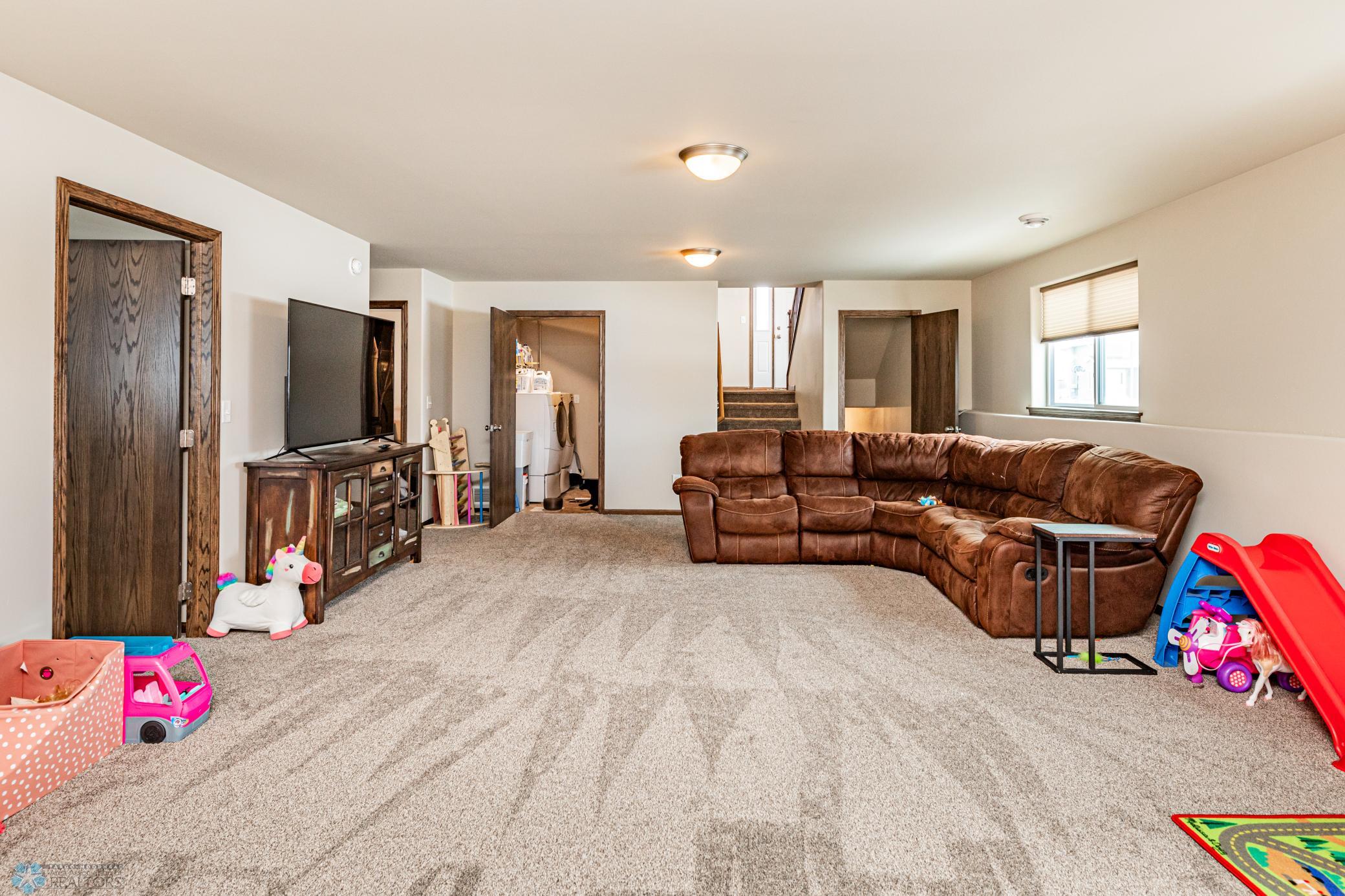 Family Room3.jpg