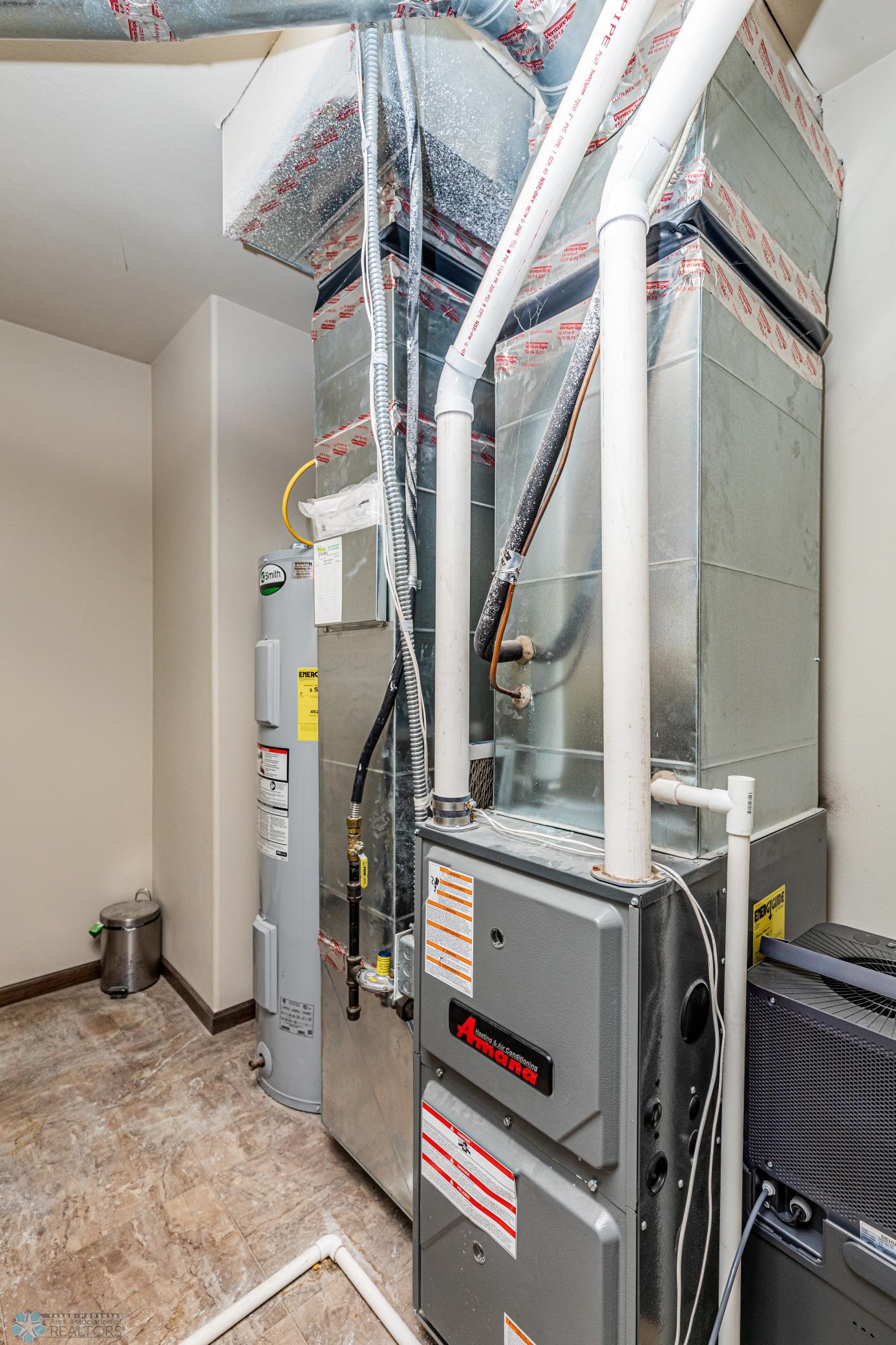 Laundry Room3.jpg