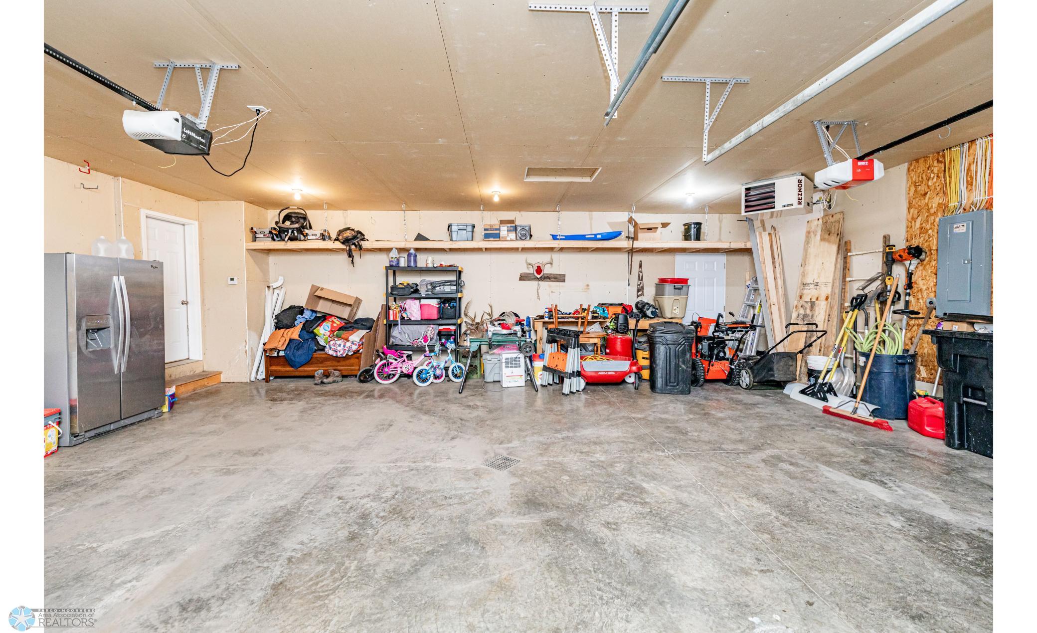 Garage2.jpg