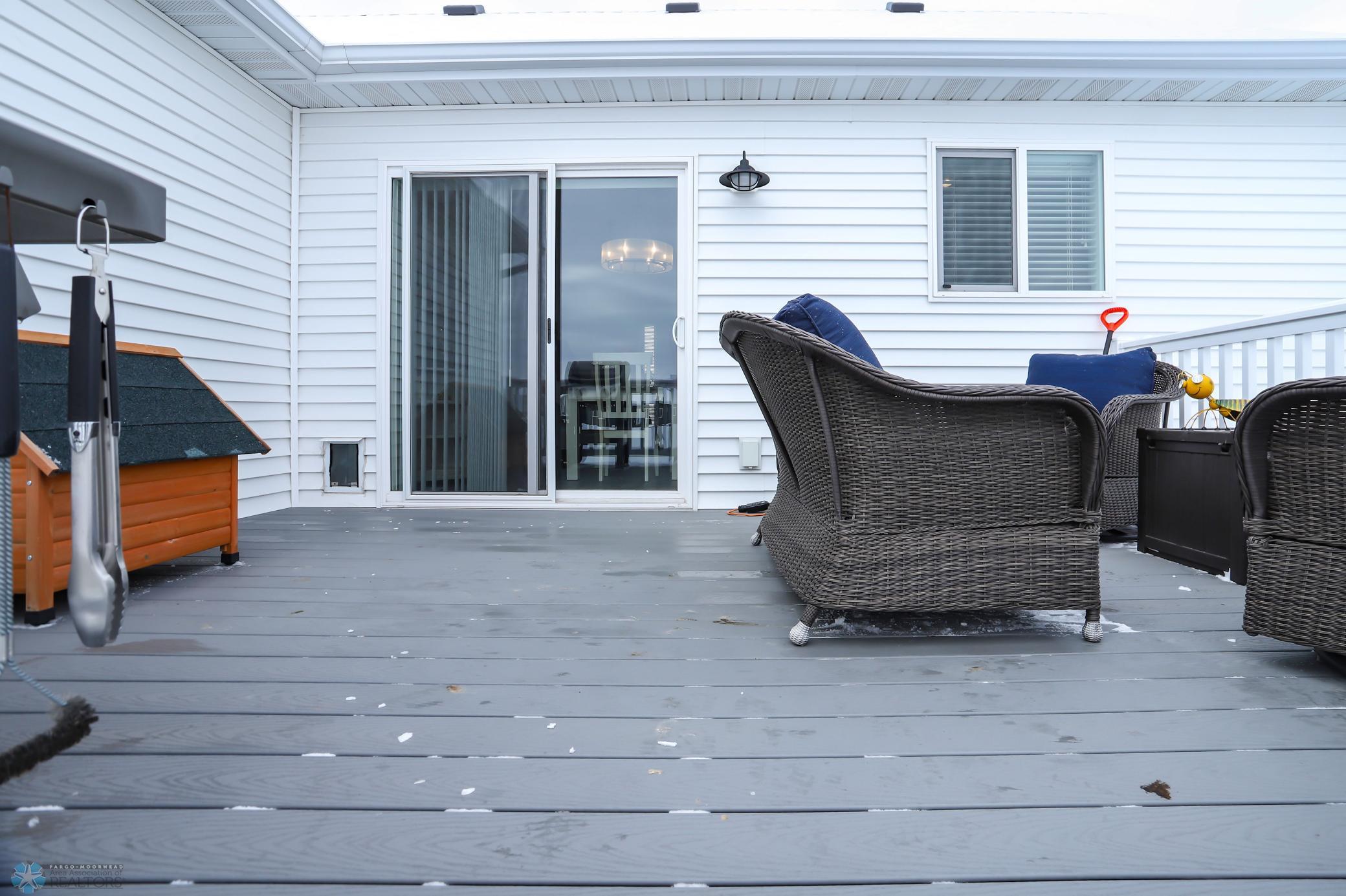 Maintenance free deck