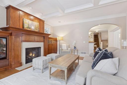 5227 Oaklawn Avenue, Edina, MN 55424