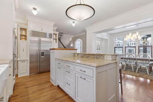 5227 Oaklawn Avenue, Edina, MN 55424