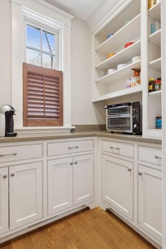 5227 Oaklawn Avenue, Edina, MN 55424
