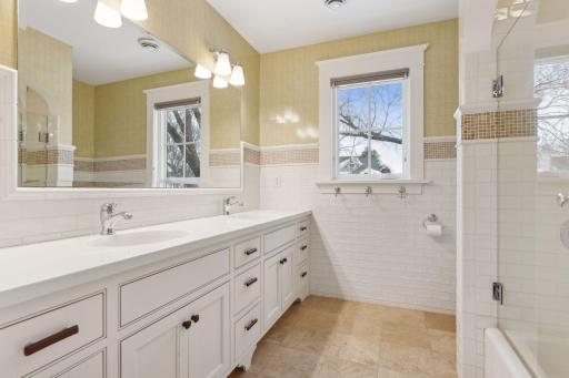 5227 Oaklawn Avenue, Edina, MN 55424