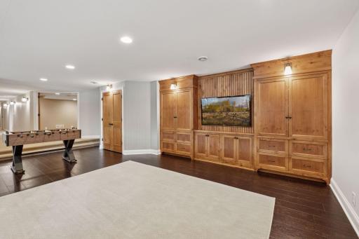 16013 Ringer Road, Wayzata, MN 55391