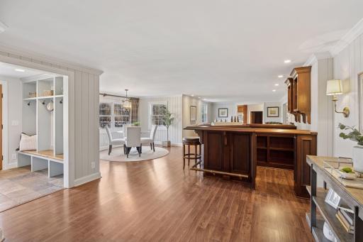 16013 Ringer Road, Wayzata, MN 55391