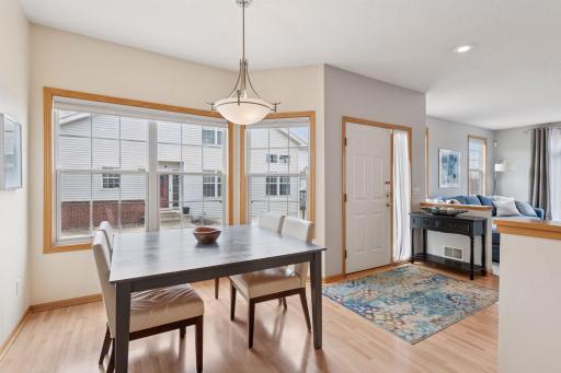 7882 Autumn Ridge Avenue, Chanhassen, MN 55317