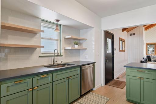 3365 Crystal Bay Road, Wayzata, MN 55391