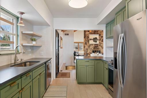 3365 Crystal Bay Road, Wayzata, MN 55391