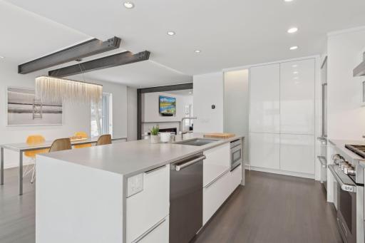 Quartz countertops and beautiful cabinetry