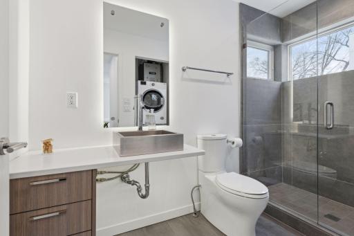 4001 Queen Avenue S, Minneapolis, MN 55410