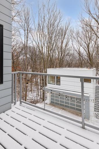 No neighbor directly behind or on the north side of the home makes it very private