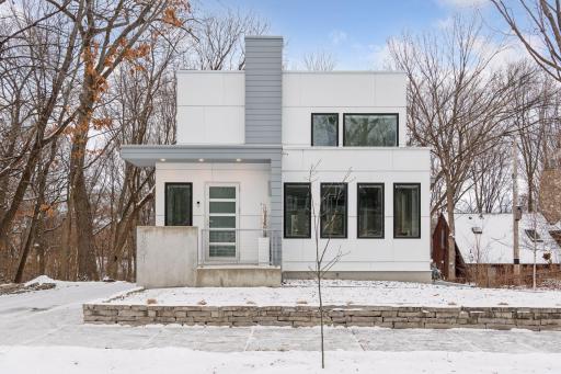 4001 Queen Avenue S, Minneapolis, MN 55410