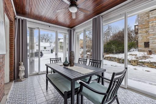 719 Linwood Avenue, Saint Paul, MN 55105
