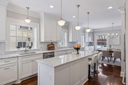 719 Linwood Avenue, Saint Paul, MN 55105