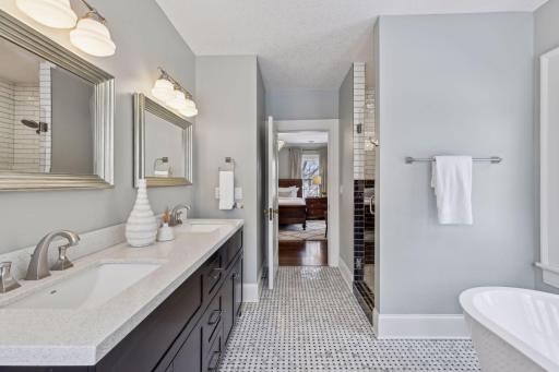 719 Linwood Avenue, Saint Paul, MN 55105