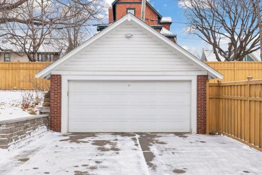 719 Linwood Avenue, Saint Paul, MN 55105