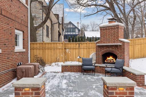 719 Linwood Avenue, Saint Paul, MN 55105