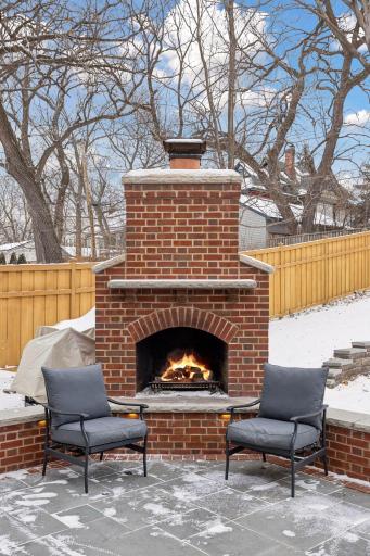719 Linwood Avenue, Saint Paul, MN 55105