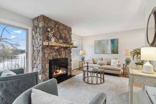 6640 Gretchen Lane N, Saint Paul, MN 55128