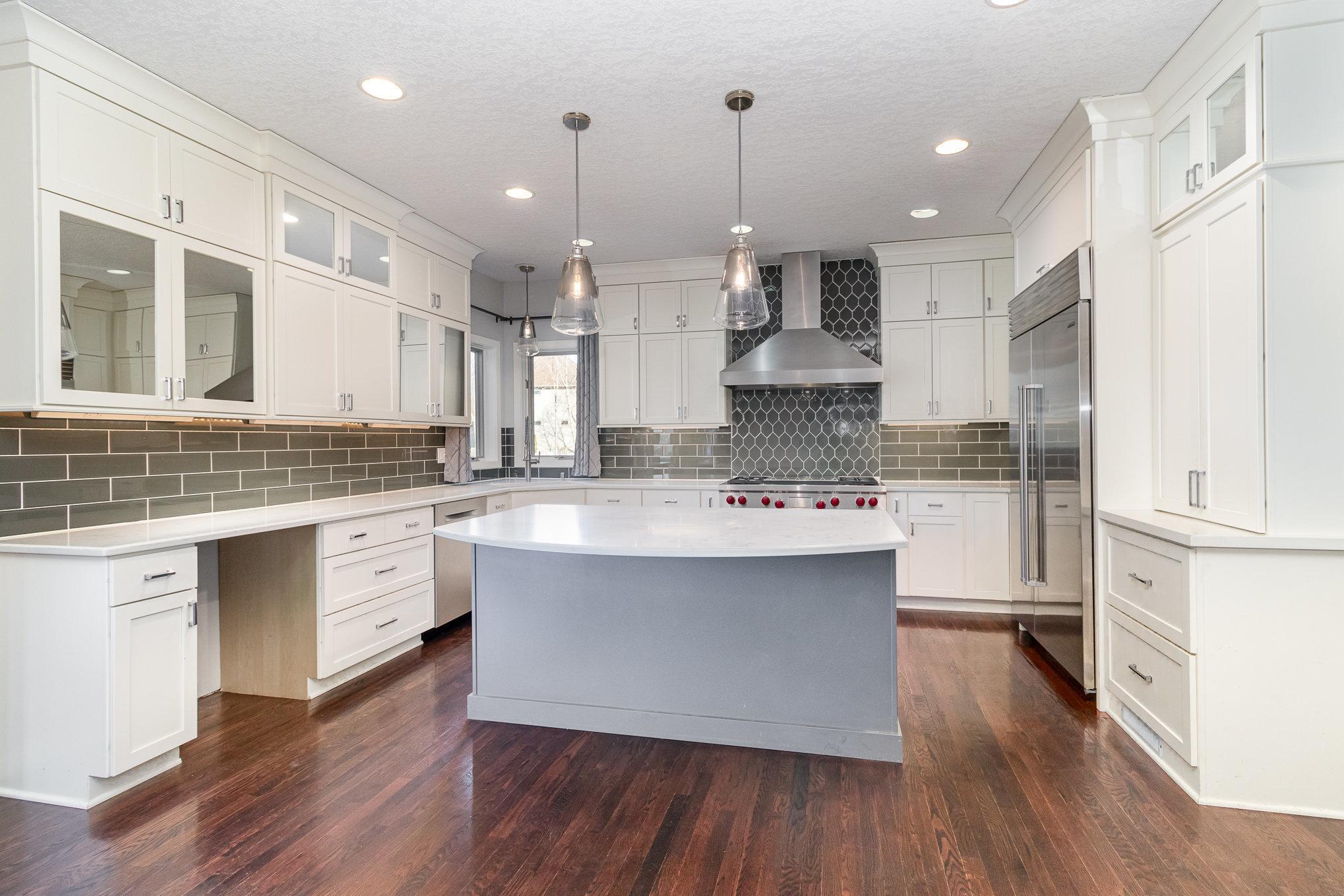 Gourmet kitchen