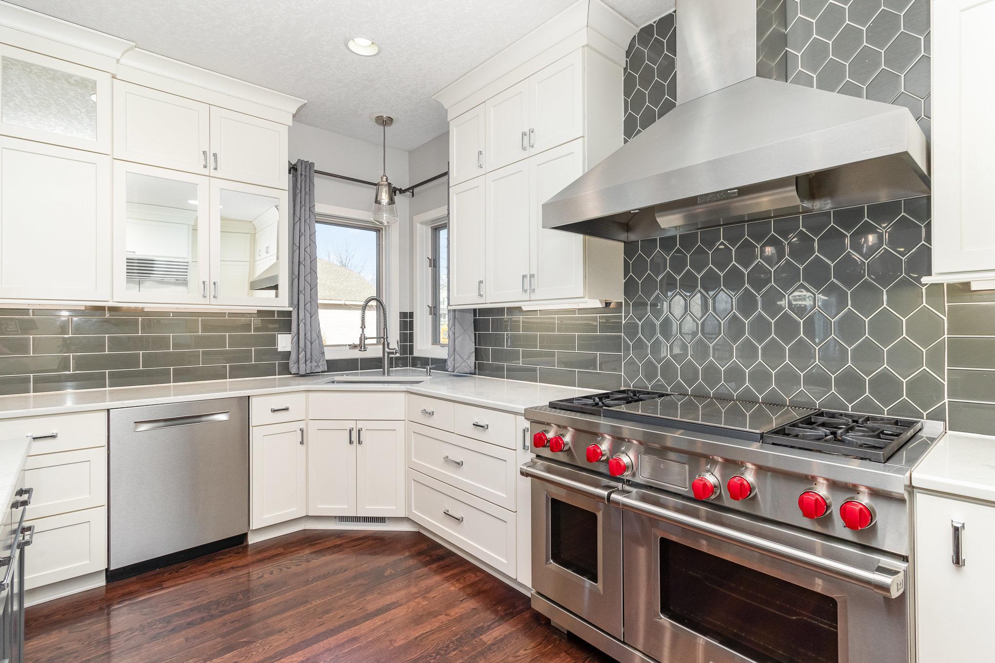Pond views make dishes seem less daunting